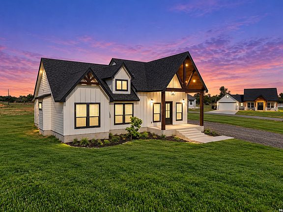 4th image of 16911 Rancho Escondido