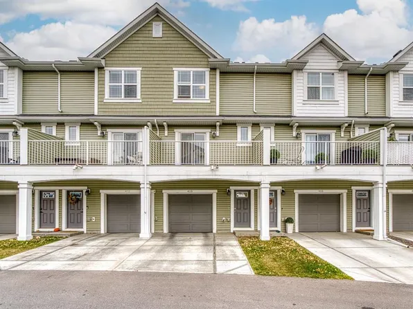 410 E Copperstone Mnr SE, Calgary, AB T2Z 5G3