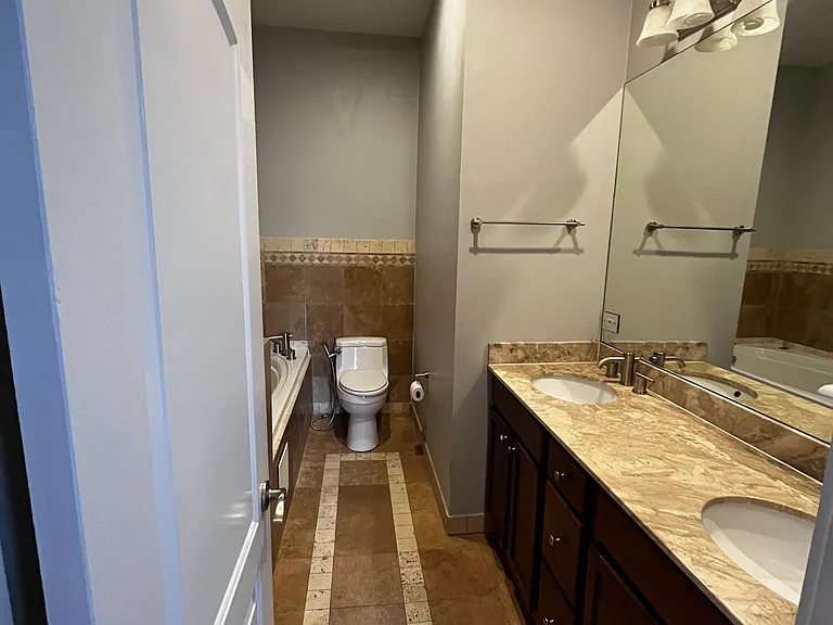 1378 N Wolcott Ave #1A — Photo 13
