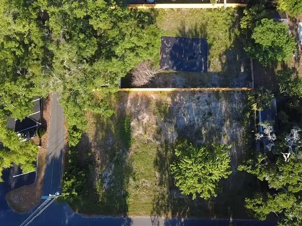 906 NW 10th St #25, Gainesville, FL 32601