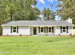 812 Mill River Rd, Jacksonville, NC 28540
