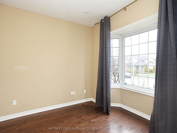 5th image of 31 Ellis Cres