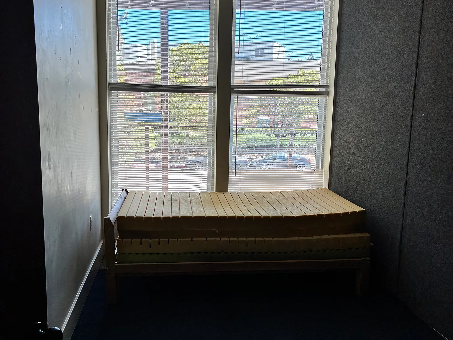Studio, 120 sqft, $1,000 — Photo 2