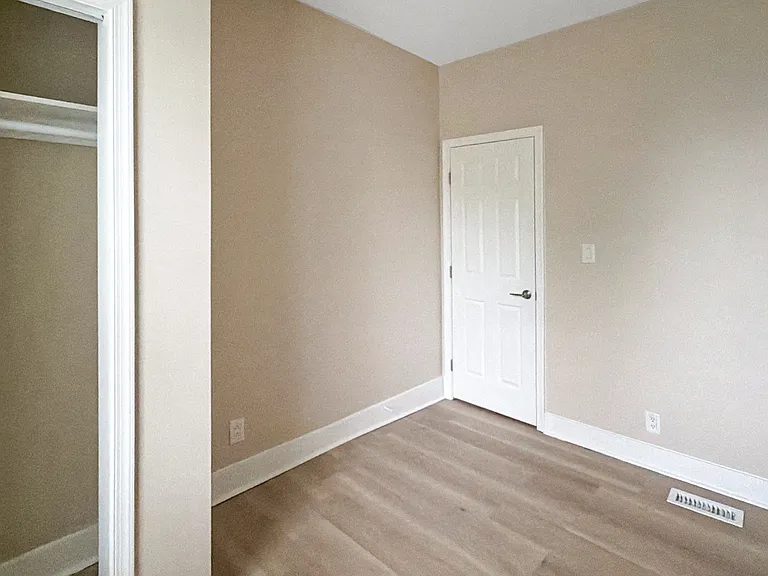 3411 Reisterstown Rd — Photo 21