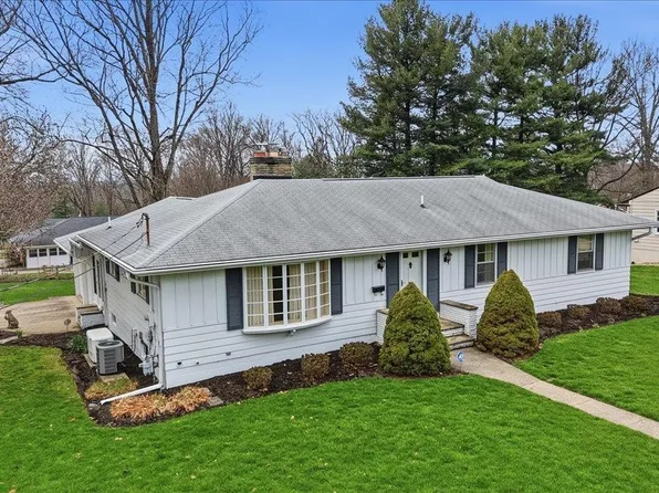 101 Vernedale Dr, Mount Vernon, OH 43050