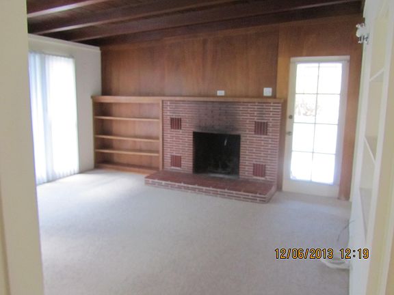 2nd image of 1859 Chalcedony St