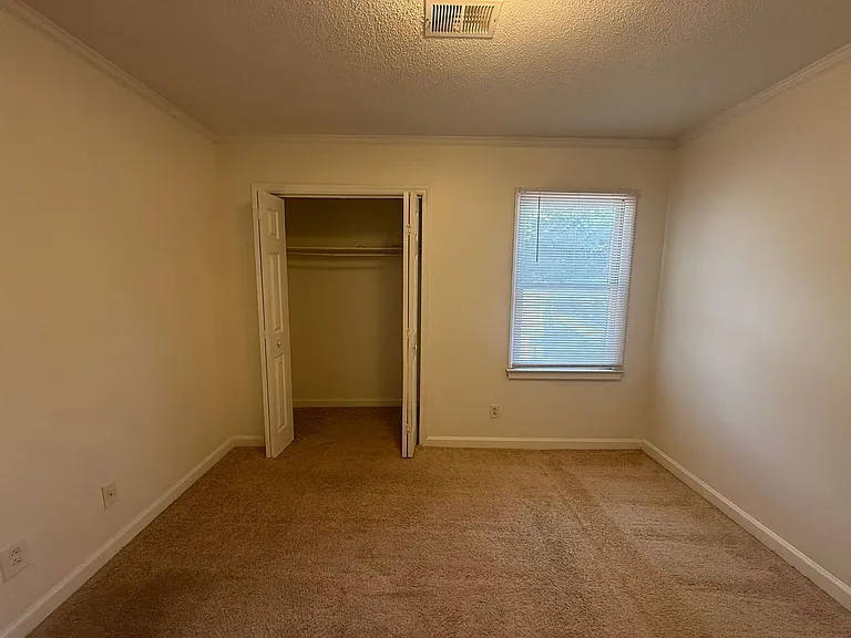 1110 Chandler Dr #101 — Photo 9
