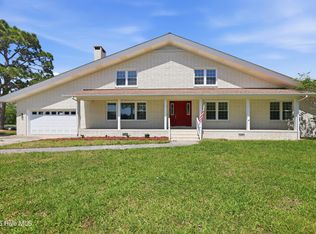 526 Crow Hill Road, Beaufort, NC 28516