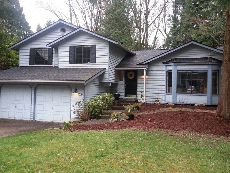 1st image of 1224 225th Ave NE