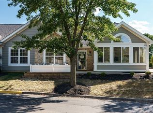 4642 Cobblestone Dr, Tipp City, OH 45371
