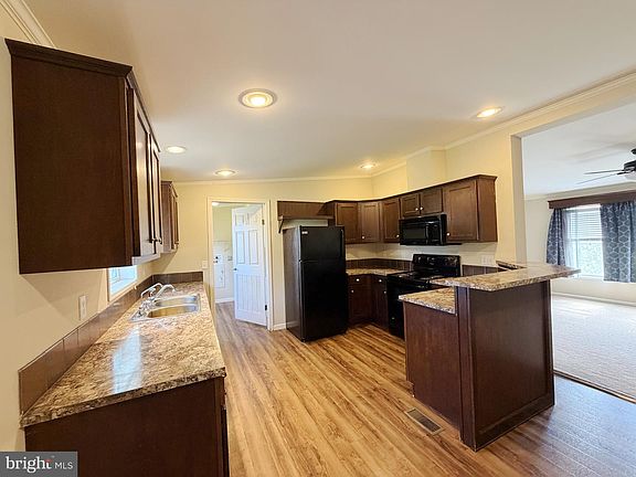 5th image of 7287 Pearsons Corner Rd