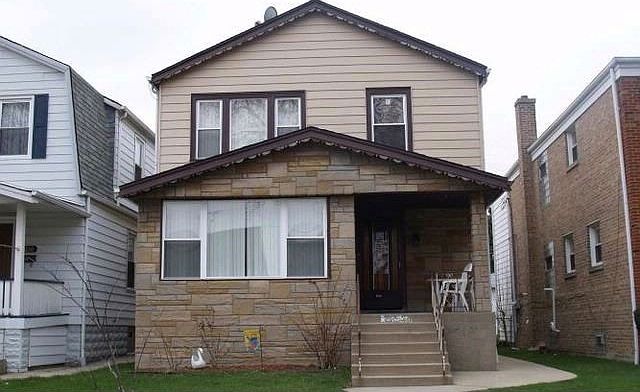 1st image of 2840 N Mulligan Ave