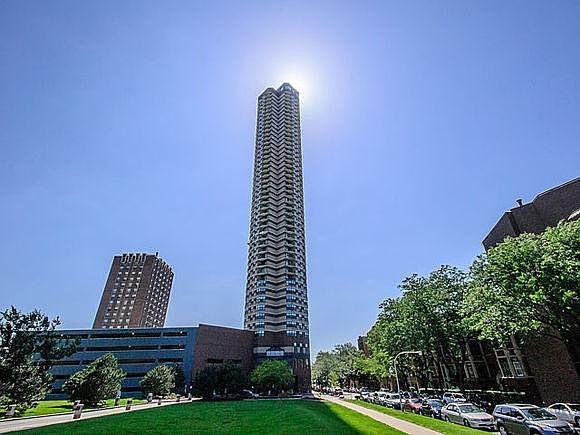 New York Building