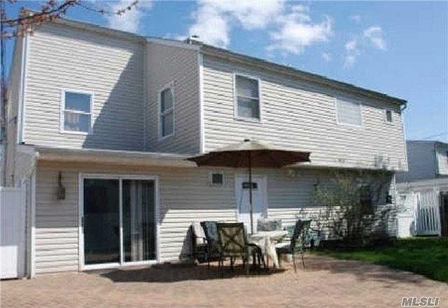 2nd image of 6 Spring Ln