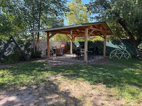 3rd image of 1005 E Austin Ave #2