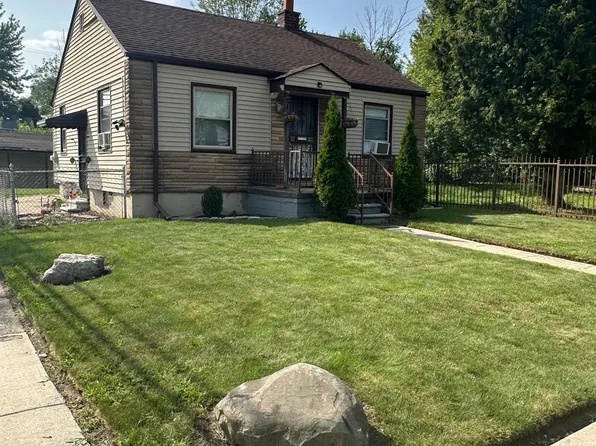 8203 Fielding St, Detroit, MI 48228