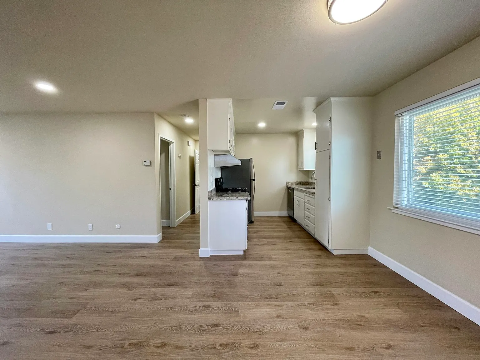 786 Elm Street, Unit 11 — Photo 4