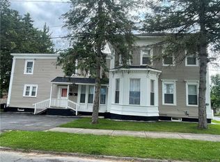 44 Bridge St, Phoenix, NY 13135