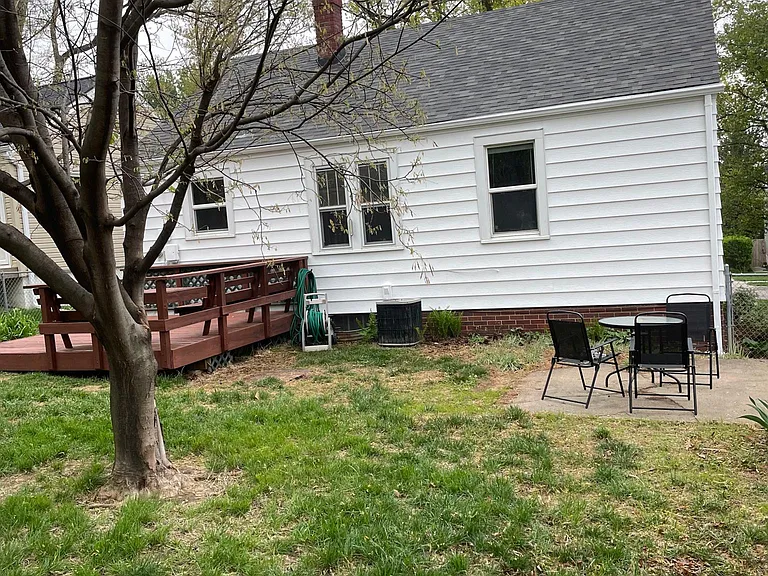 6324 William St — Photo 25