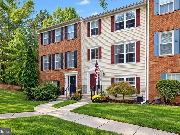 21103 Camomile Ct #95, Germantown, MD 20876