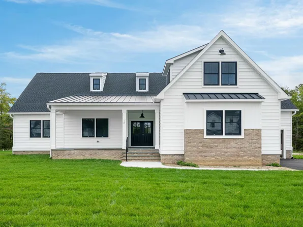 11 Patsys Way, Cape May Court House, NJ 08210