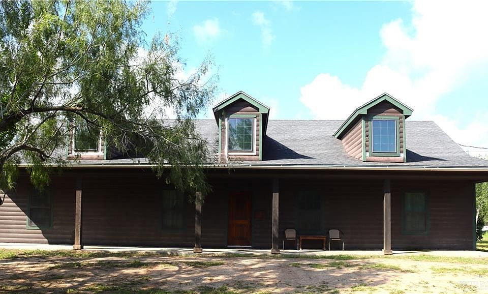 1st image of 1415 Claudio Gomez St