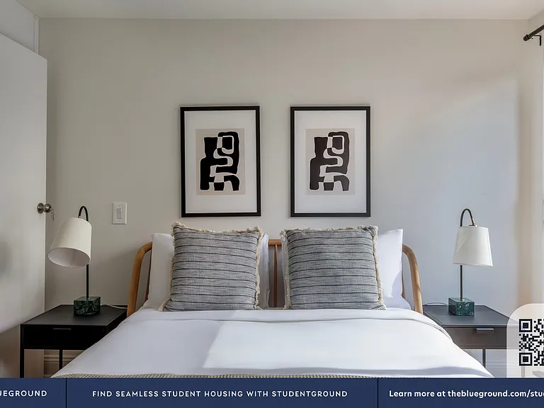123 E 54th St #4D — Photo 16