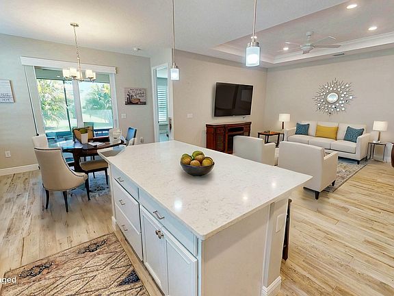 4th image of 9525 SW Royal Poinciana Drive