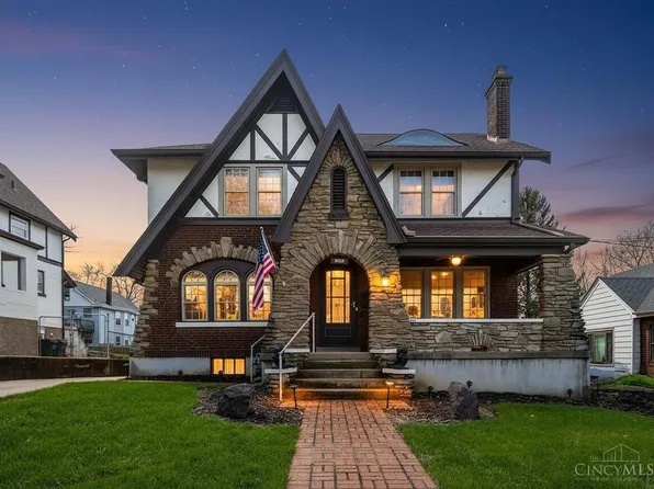 2317 Sherwood Ln, Cincinnati, OH 45212