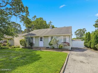 461 Augustus Rd, Brick, NJ 08723
