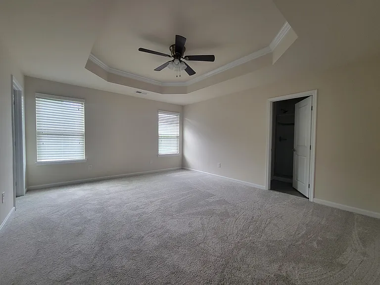 2504 Alyssa Ln — Photo 9