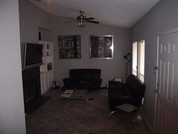 2nd image of 2901 San Jacinto Blvd APT 304