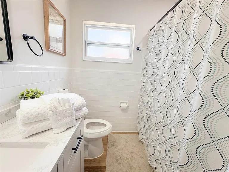 3054 Adrian Ave — Photo 14