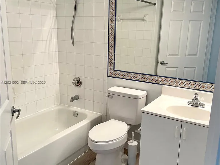 150 NW 96th Ave #9207 — Photo 16