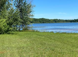 3925 S Hopkins Lake Dr, Ludington, MI 49431