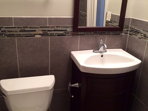 4th image of 2621 N Moreland Blvd APT 202