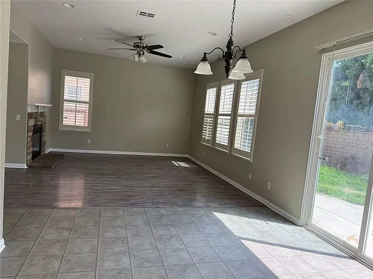 1742 Edmon Way — Photo 4