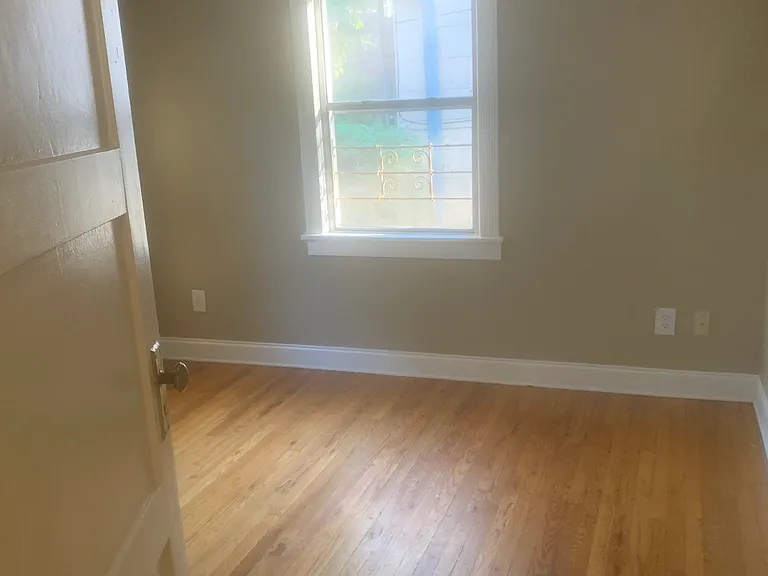 2015 N McKinley St — Photo 5
