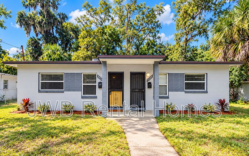 1st image of 3926 Boulevard