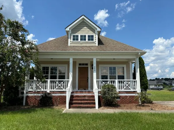 200 Stillwater Creek Dr, Goldsboro, NC 27534