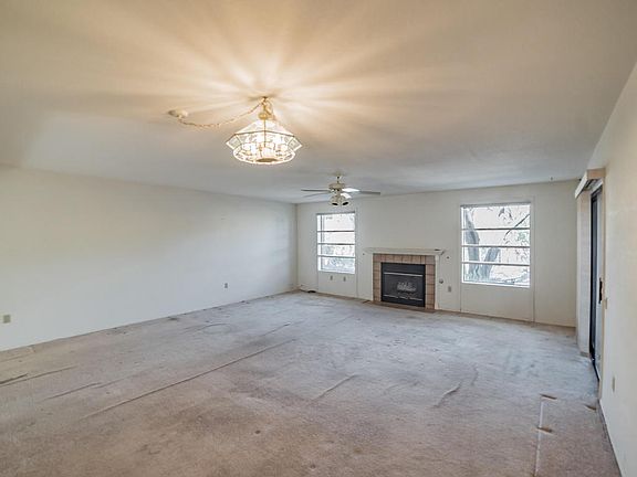 4th image of 1850 W Camino Del Zanco