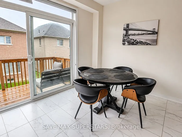 4 Sweet Cicely St — Photo 40