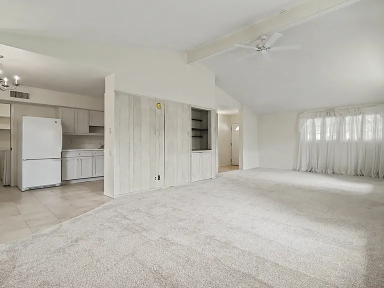 807 Edgefield Dr — Photo 8