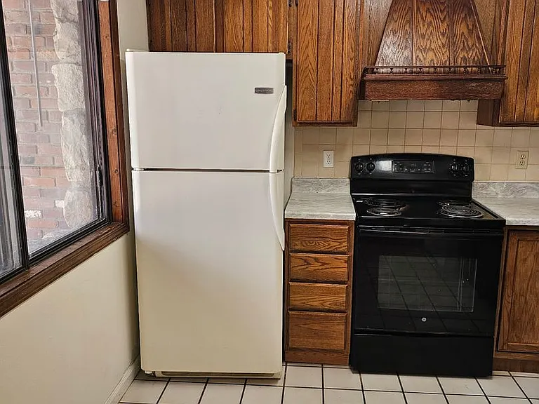106 E Green Meadows Rd #9 — Photo 4
