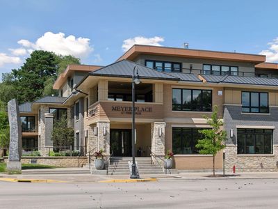 222 Ferndale Rd S #204, Wayzata, MN, 55391