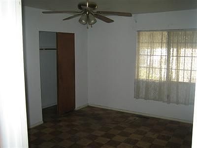 2nd image of 552 Cleveland St