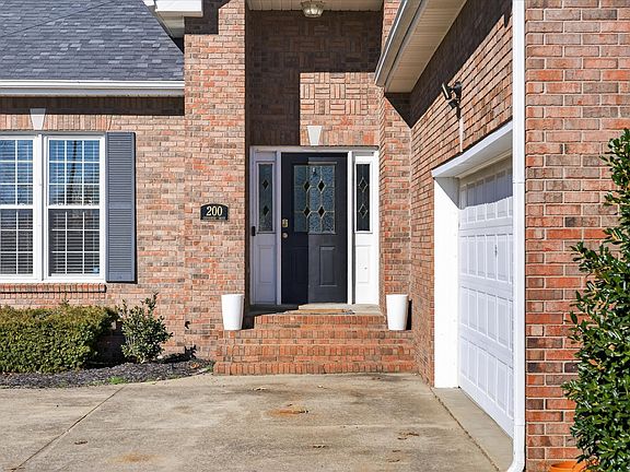 5th image of 200 Cheshire Rd