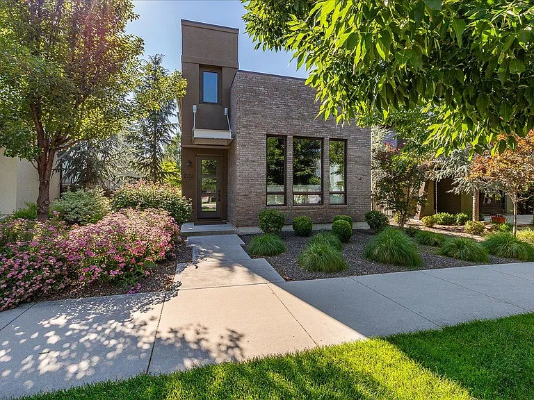 2758 S Honeycomb Way — Photo 2