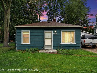 611 N Deerfield Ave, Lansing, MI, 48917