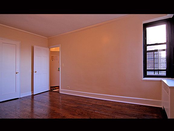 5th image of 390 E 153rd St APT 6D